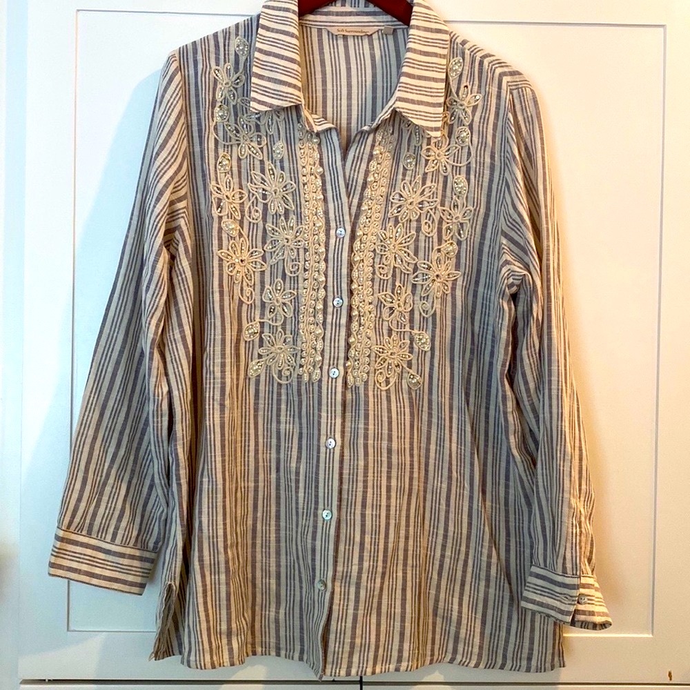 Soft Surroundings Lt Grey & White Stripped Embroidered/Beaded Button Down Top L